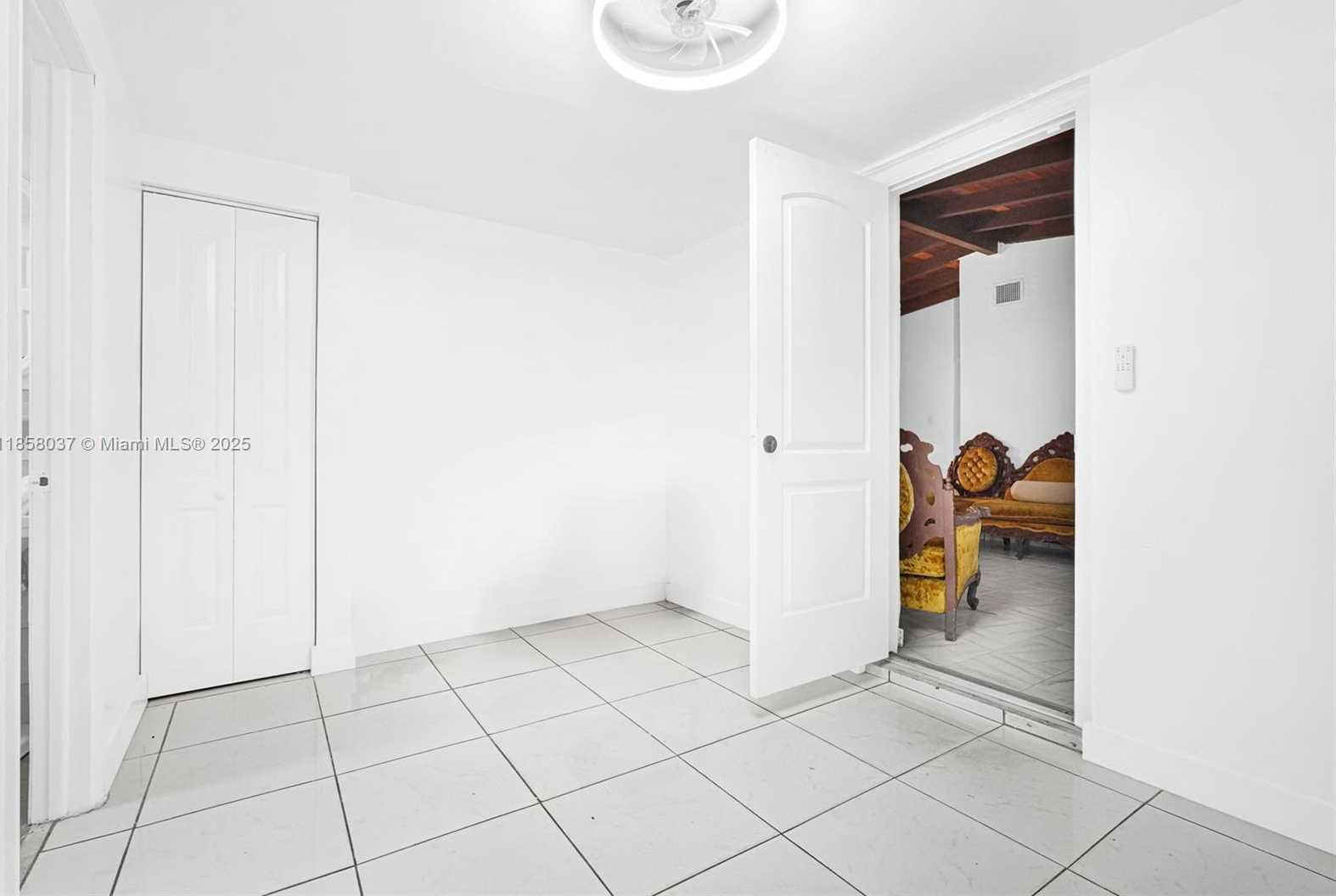 Small Image of 3711 SOUTH WEST 87TH AVE, Miami Number 11