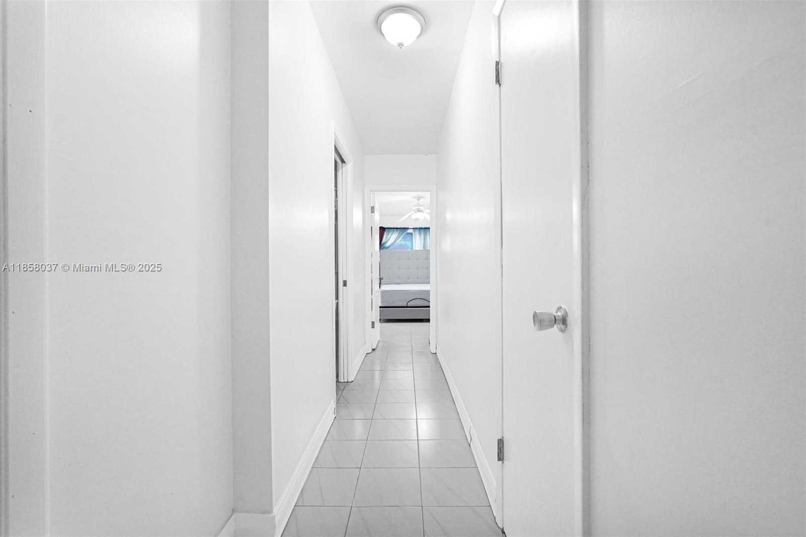 Small Image of 3711 SOUTH WEST 87TH AVE, Miami Number 22