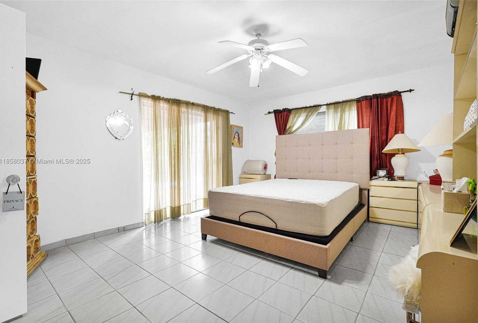 Small Image of 3711 SOUTH WEST 87TH AVE, Miami Number 24