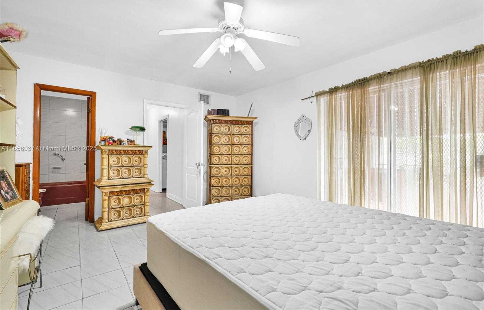 Small Image of 3711 SOUTH WEST 87TH AVE, Miami Number 27