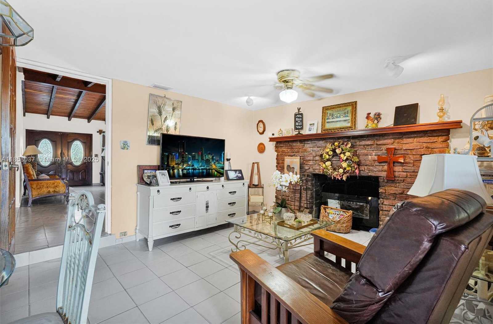 Small Image of 3711 SOUTH WEST 87TH AVE, Miami Number 34