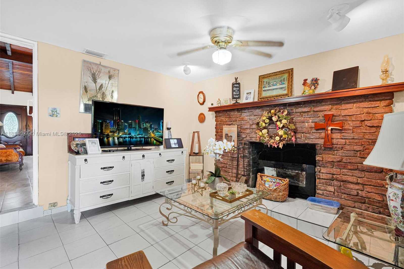 Small Image of 3711 SOUTH WEST 87TH AVE, Miami Number 35