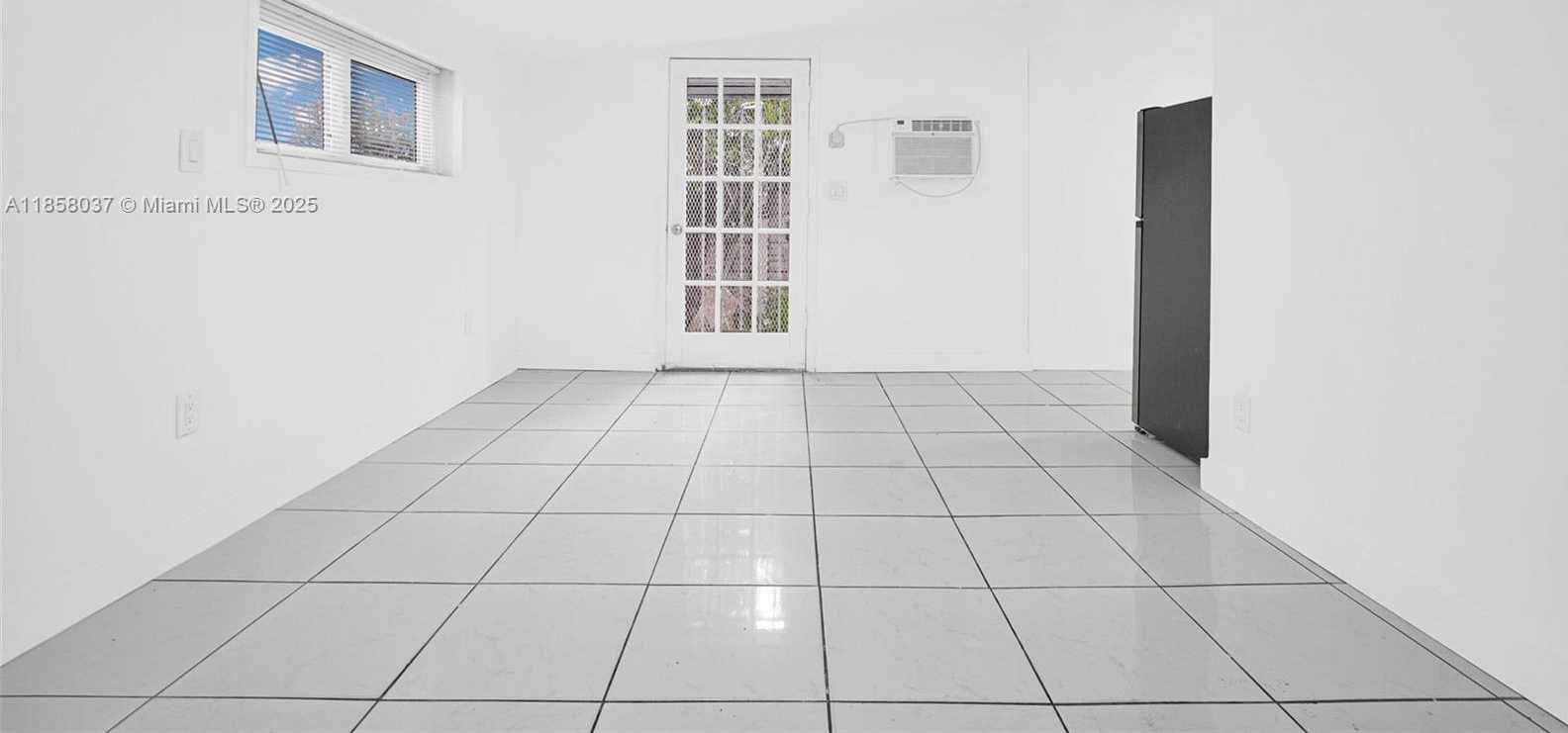 Small Image of 3711 SOUTH WEST 87TH AVE, Miami Number 5