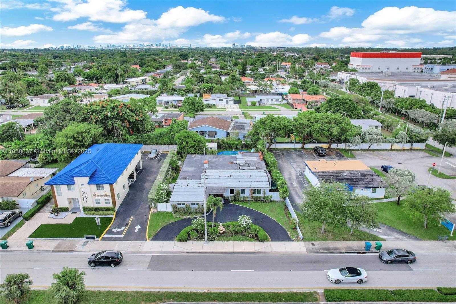 Small Image of 3711 SOUTH WEST 87TH AVE, Miami Number 53