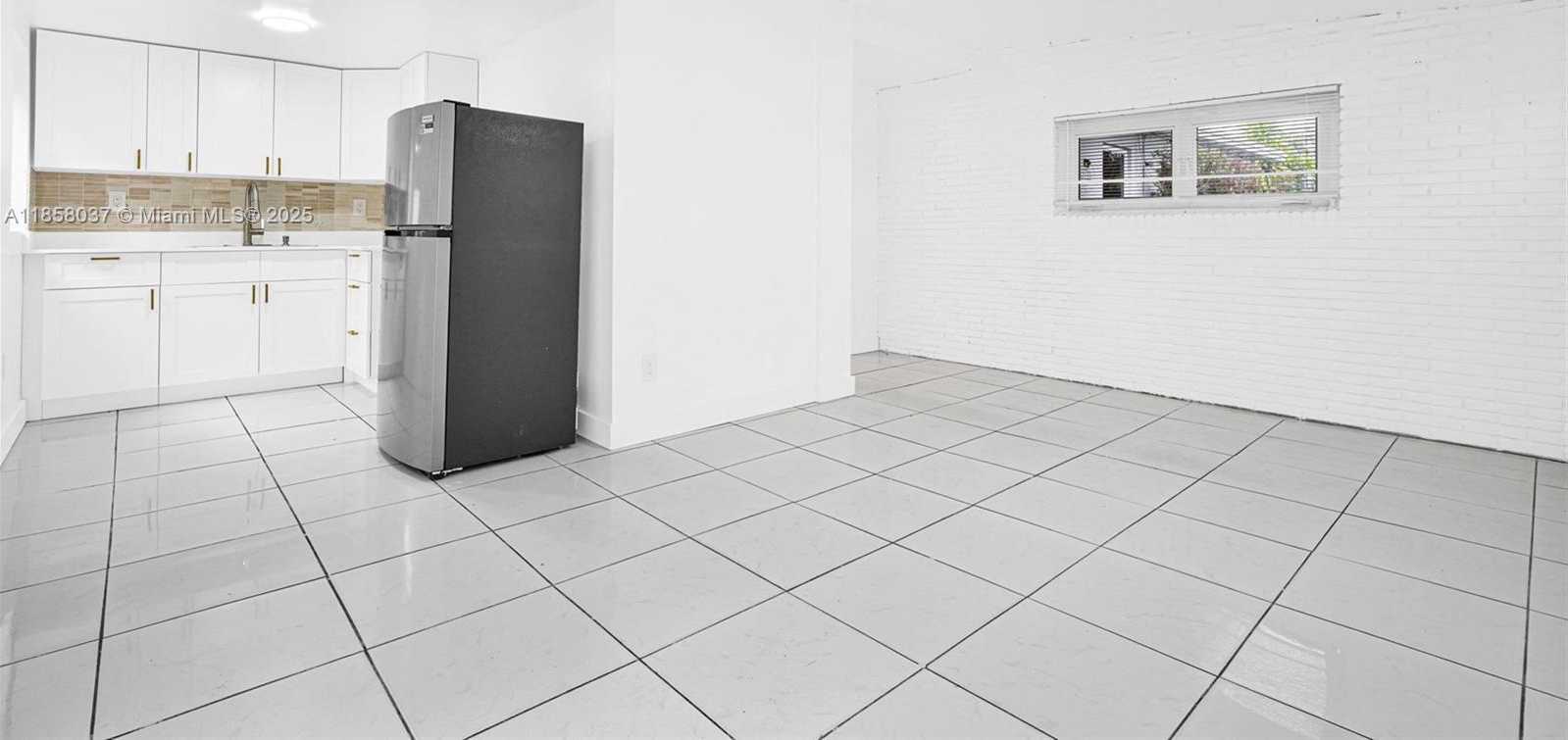 Small Image of 3711 SOUTH WEST 87TH AVE, Miami Number 6