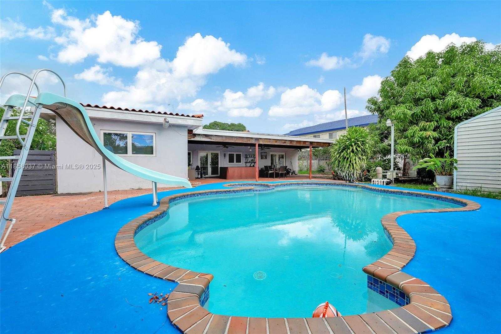 Small Image of 3711 SOUTH WEST 87TH AVE, Miami Number 69