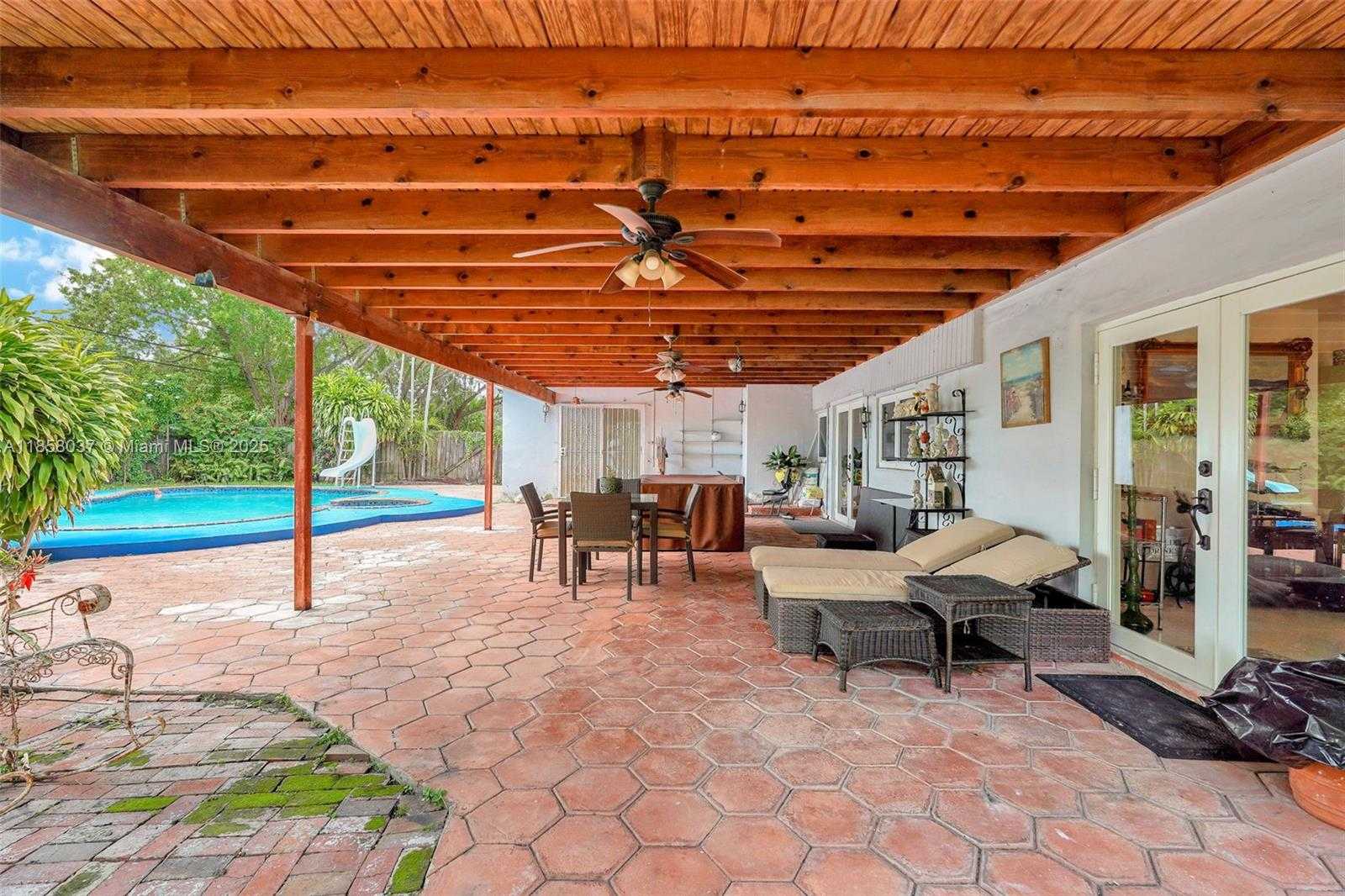 Small Image of 3711 SOUTH WEST 87TH AVE, Miami Number 79