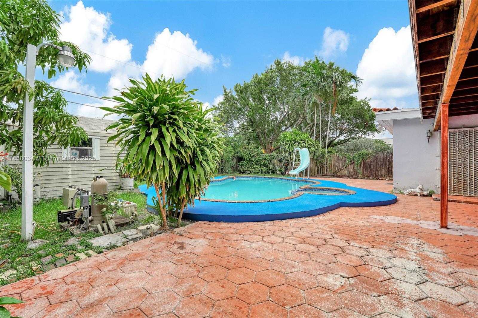 Small Image of 3711 SOUTH WEST 87TH AVE, Miami Number 81