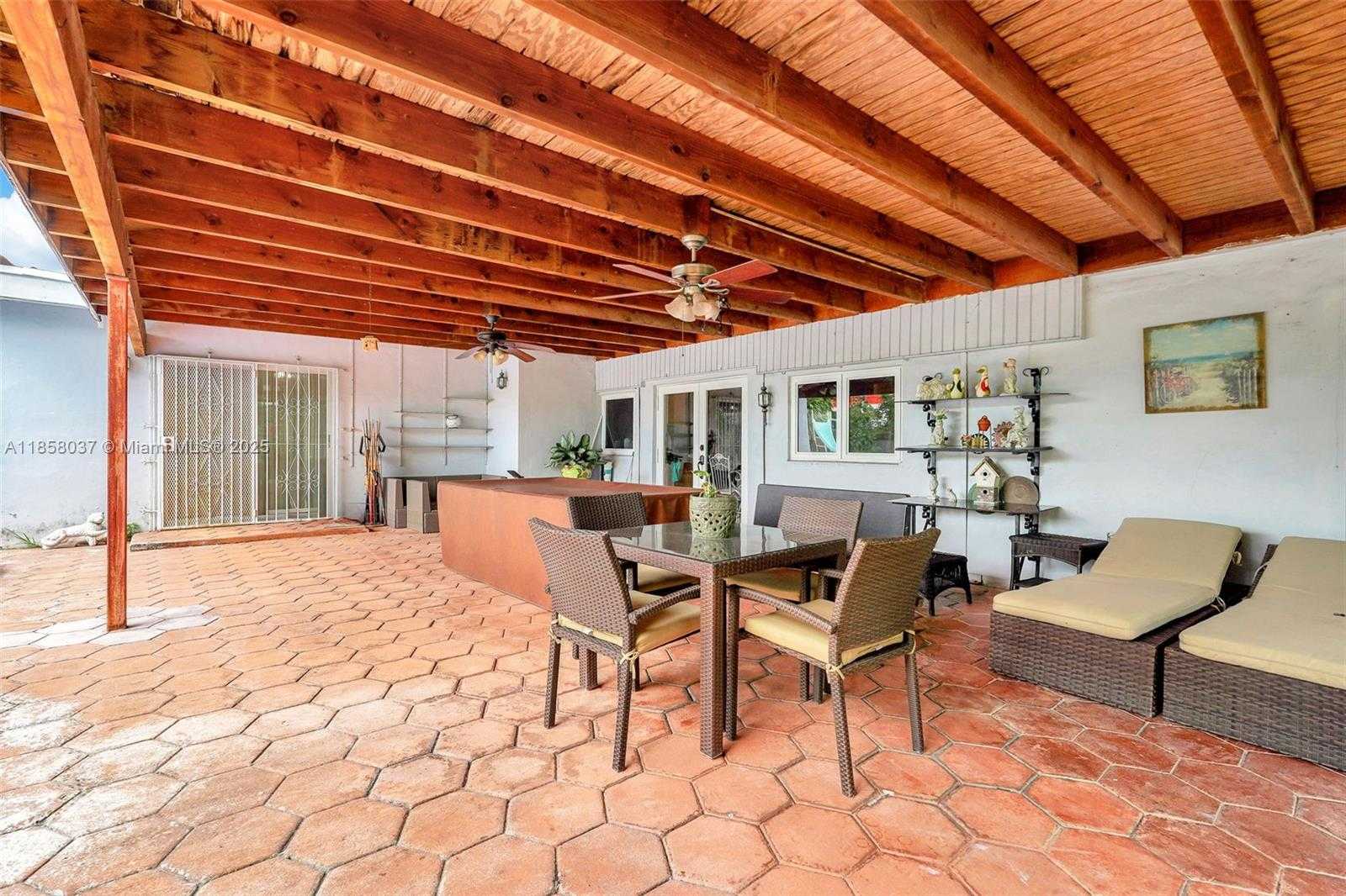 Small Image of 3711 SOUTH WEST 87TH AVE, Miami Number 82