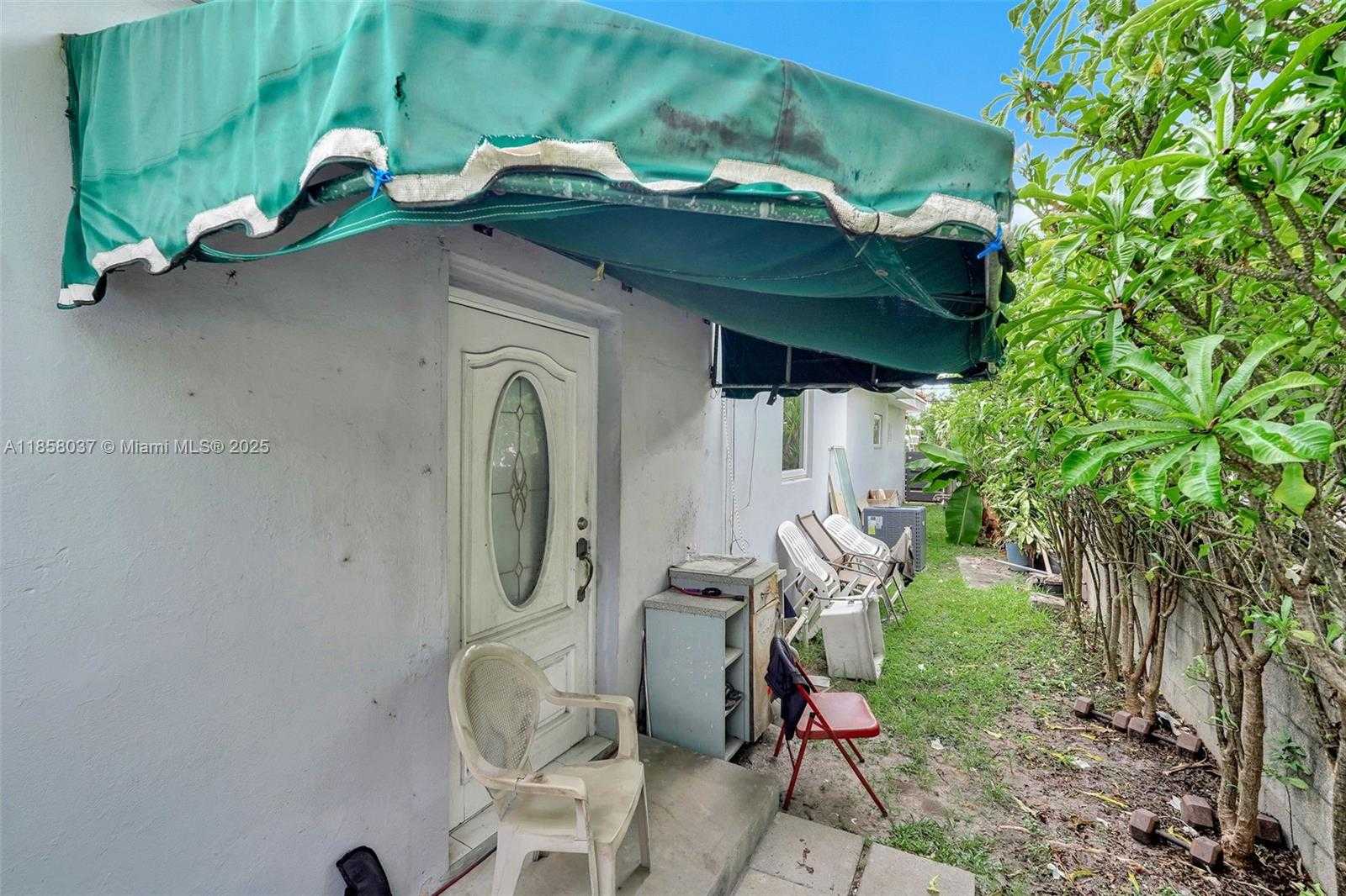 Small Image of 3711 SOUTH WEST 87TH AVE, Miami Number 87