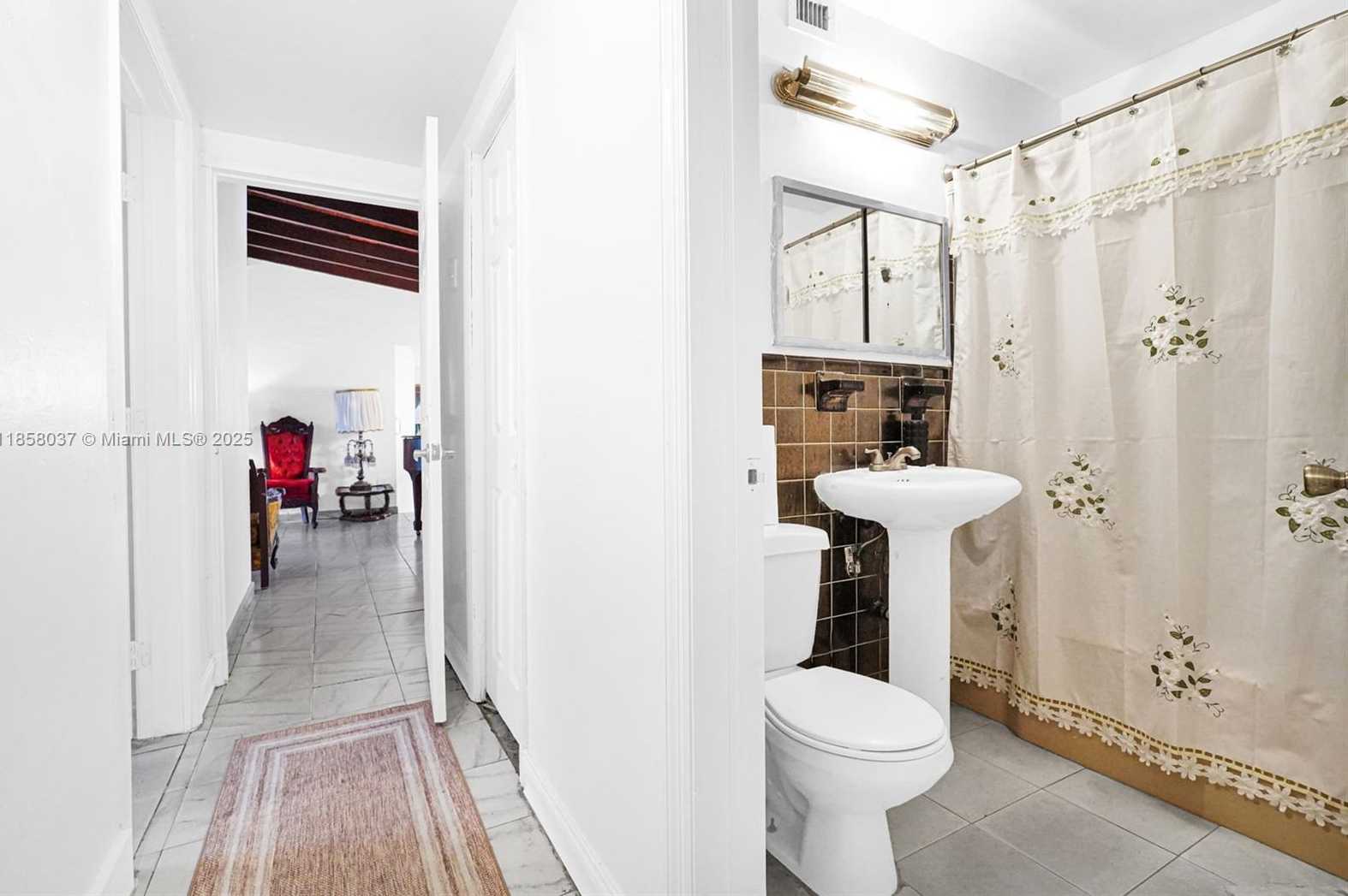 Small Image of 3711 SOUTH WEST 87TH AVE, Miami Number 88