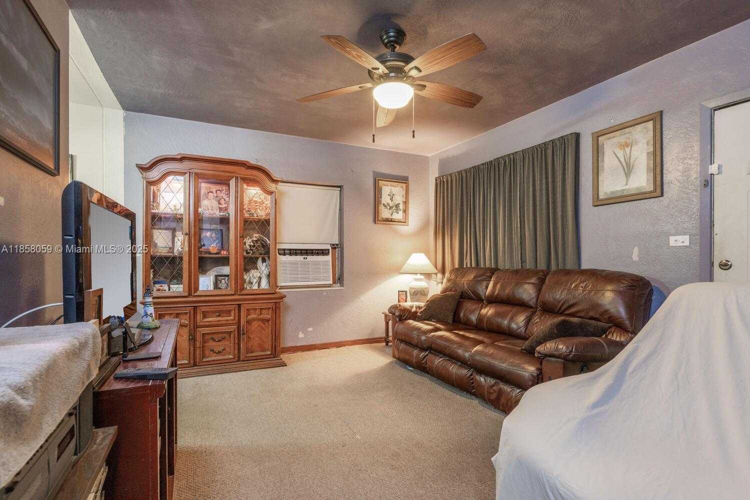 Small Image of 846 NORTH WEST 3RD AVE, Homestead Number 10