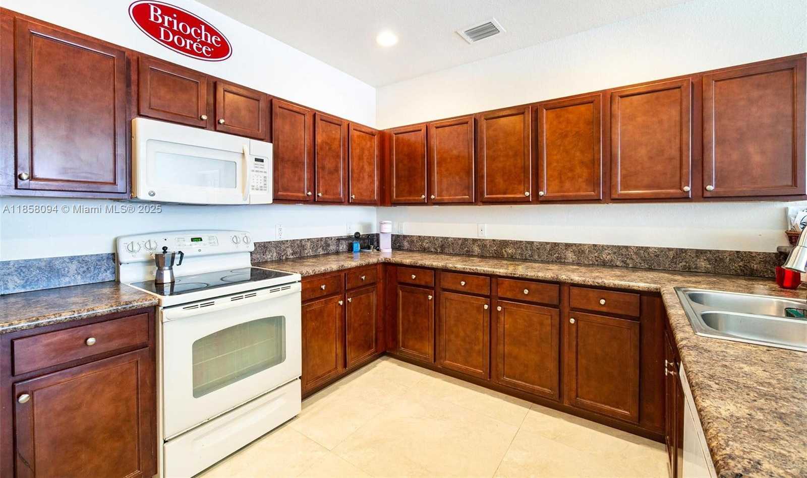 Small Image of 22777 SOUTH WEST 93RD CT, Cutler Bay Number 21