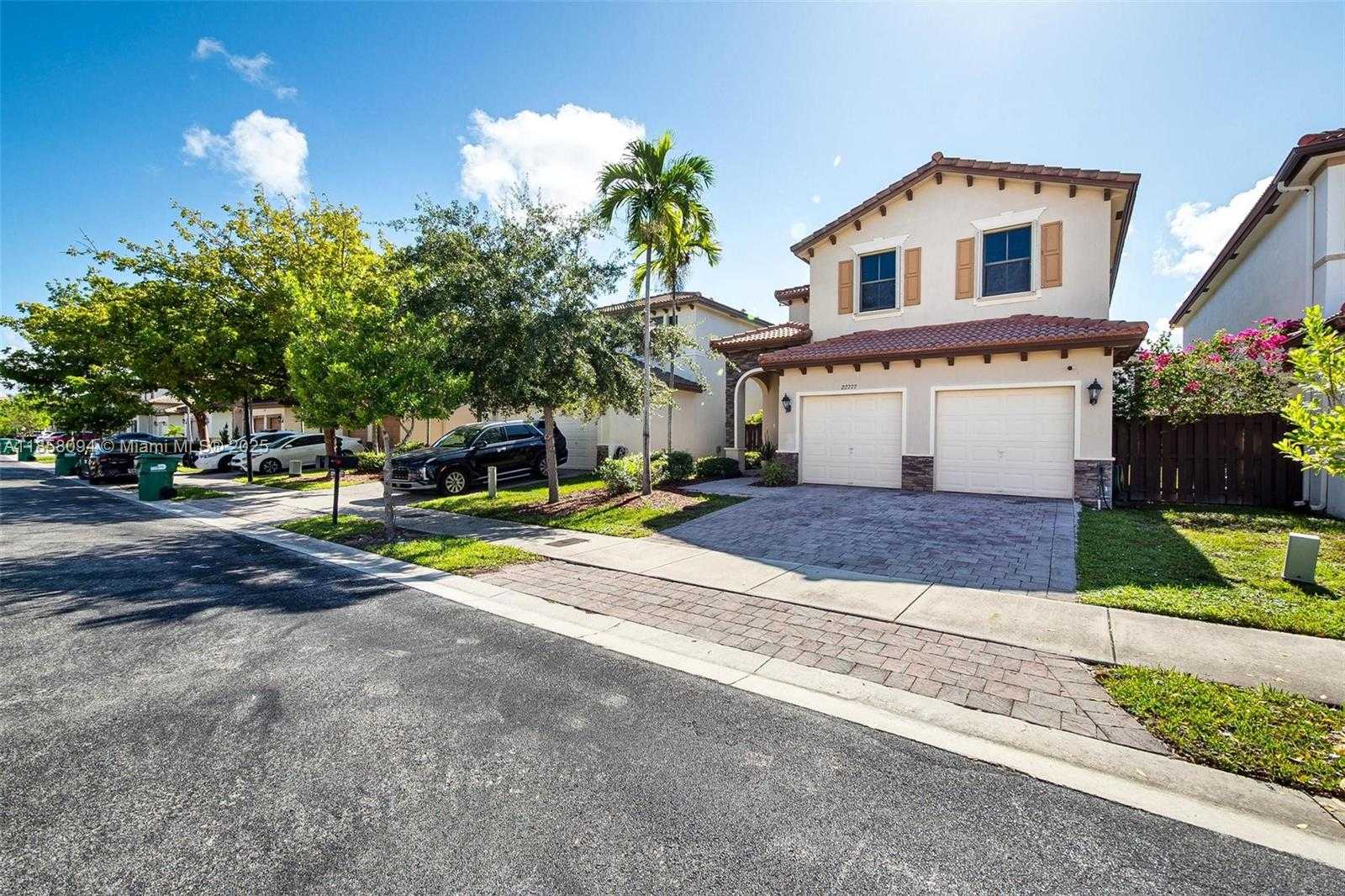 Small Image of 22777 SOUTH WEST 93RD CT, Cutler Bay Number 3