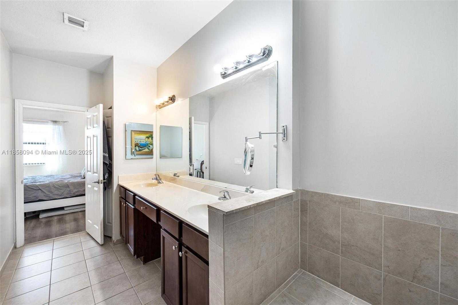 Small Image of 22777 SOUTH WEST 93RD CT, Cutler Bay Number 45