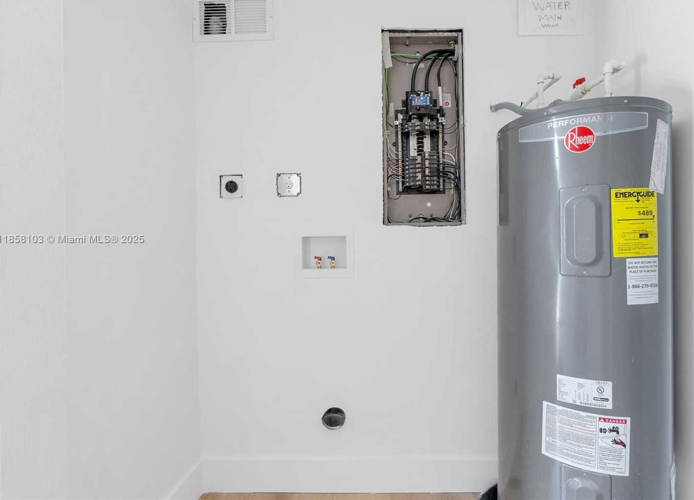 Small Image of 130 169 TER, North Miami Beach Number 13