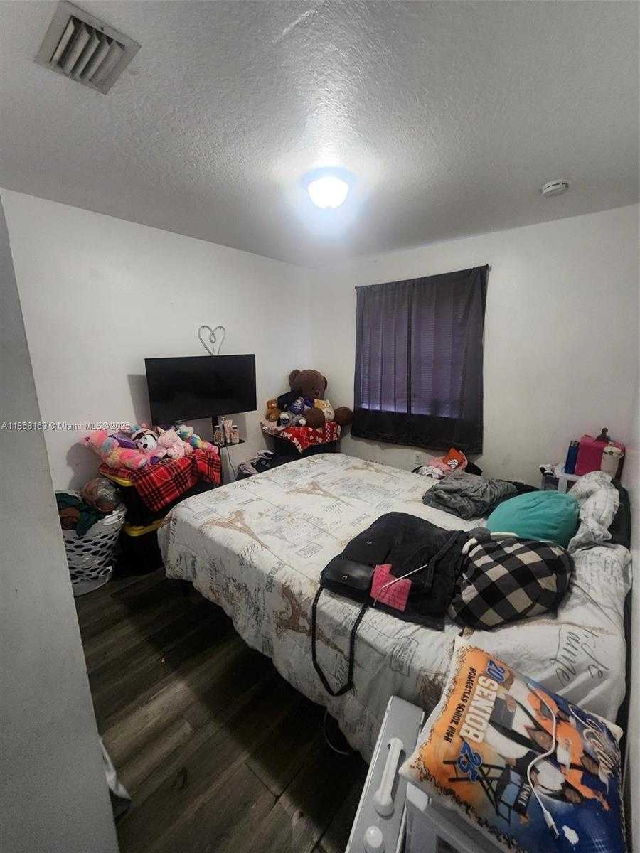 Small Image of 2979 SOUTH EAST 15TH AVE, Homestead Number 11