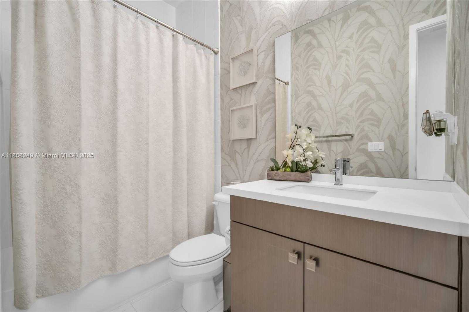 Small Image of 17521 SPARKLING RIVER RD, Boca Raton Number 22