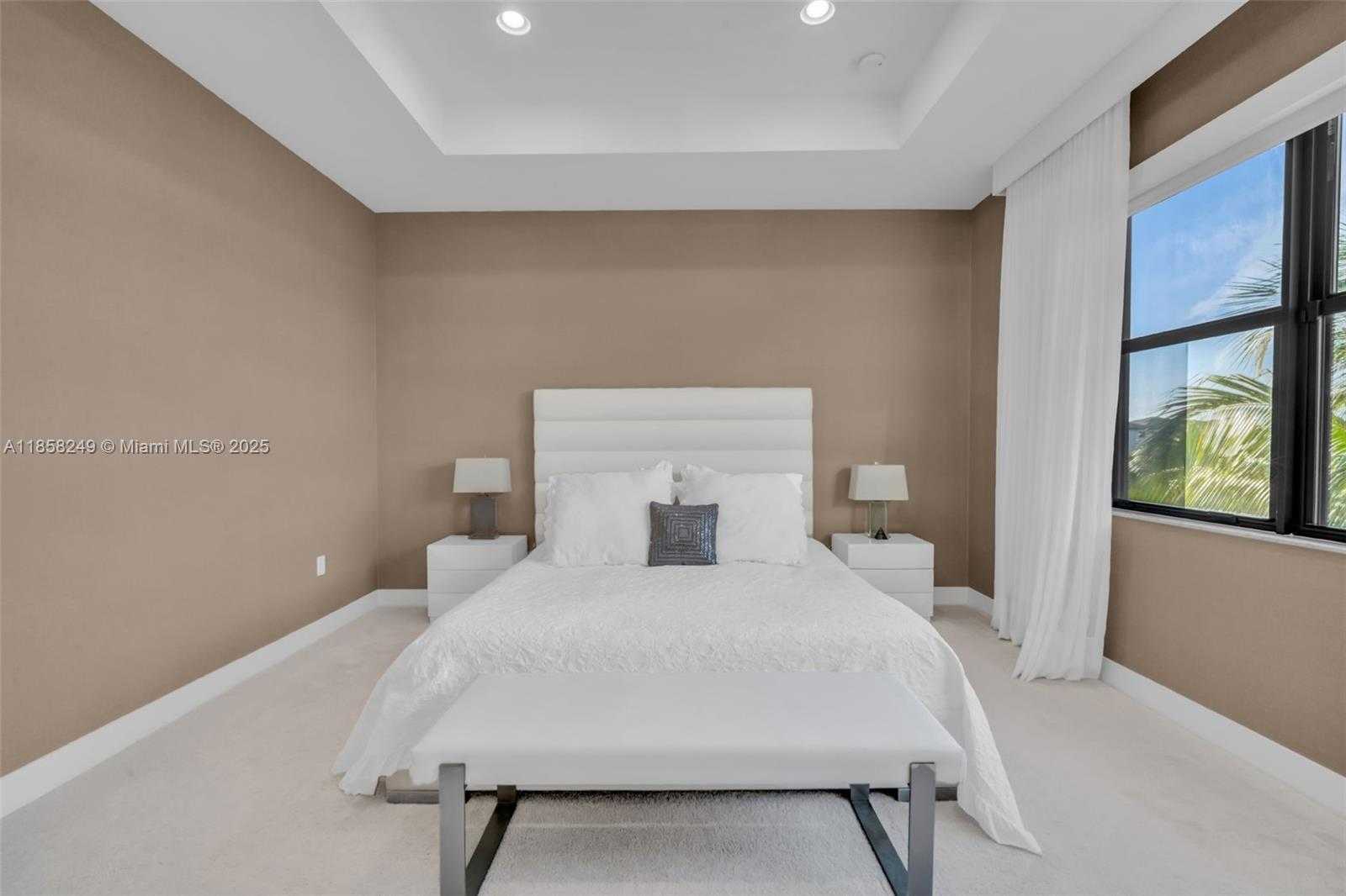 Small Image of 17521 SPARKLING RIVER RD, Boca Raton Number 29