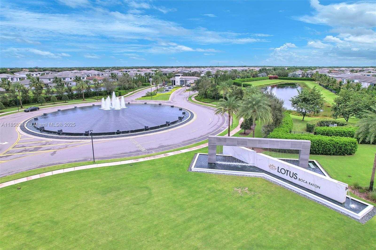 Small Image of 17521 SPARKLING RIVER RD, Boca Raton Number 51