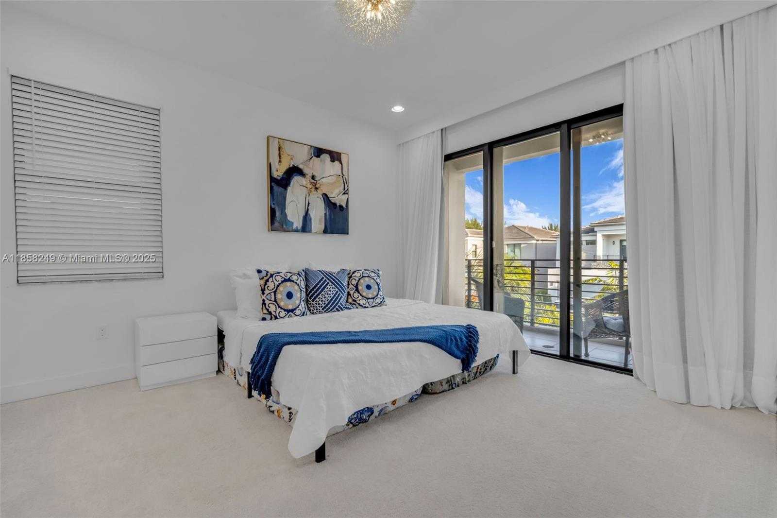 Small Image of 17521 SPARKLING RIVER RD, Boca Raton Number 63