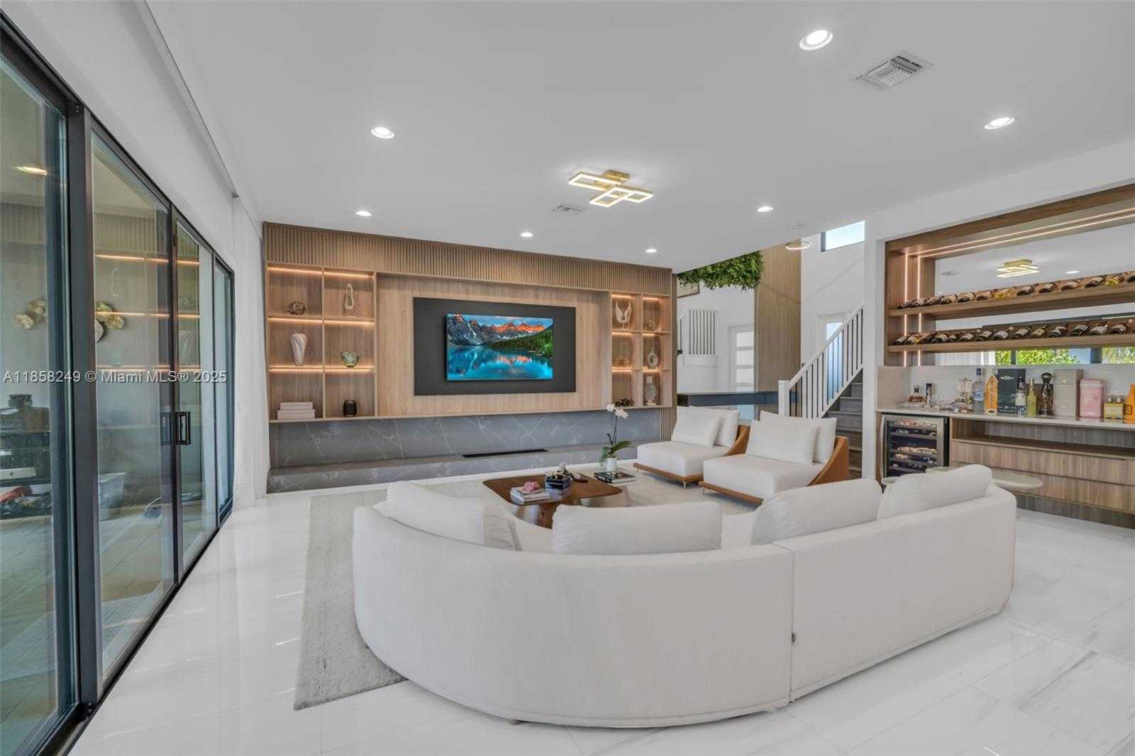 Small Image of 17521 SPARKLING RIVER RD, Boca Raton Number 7