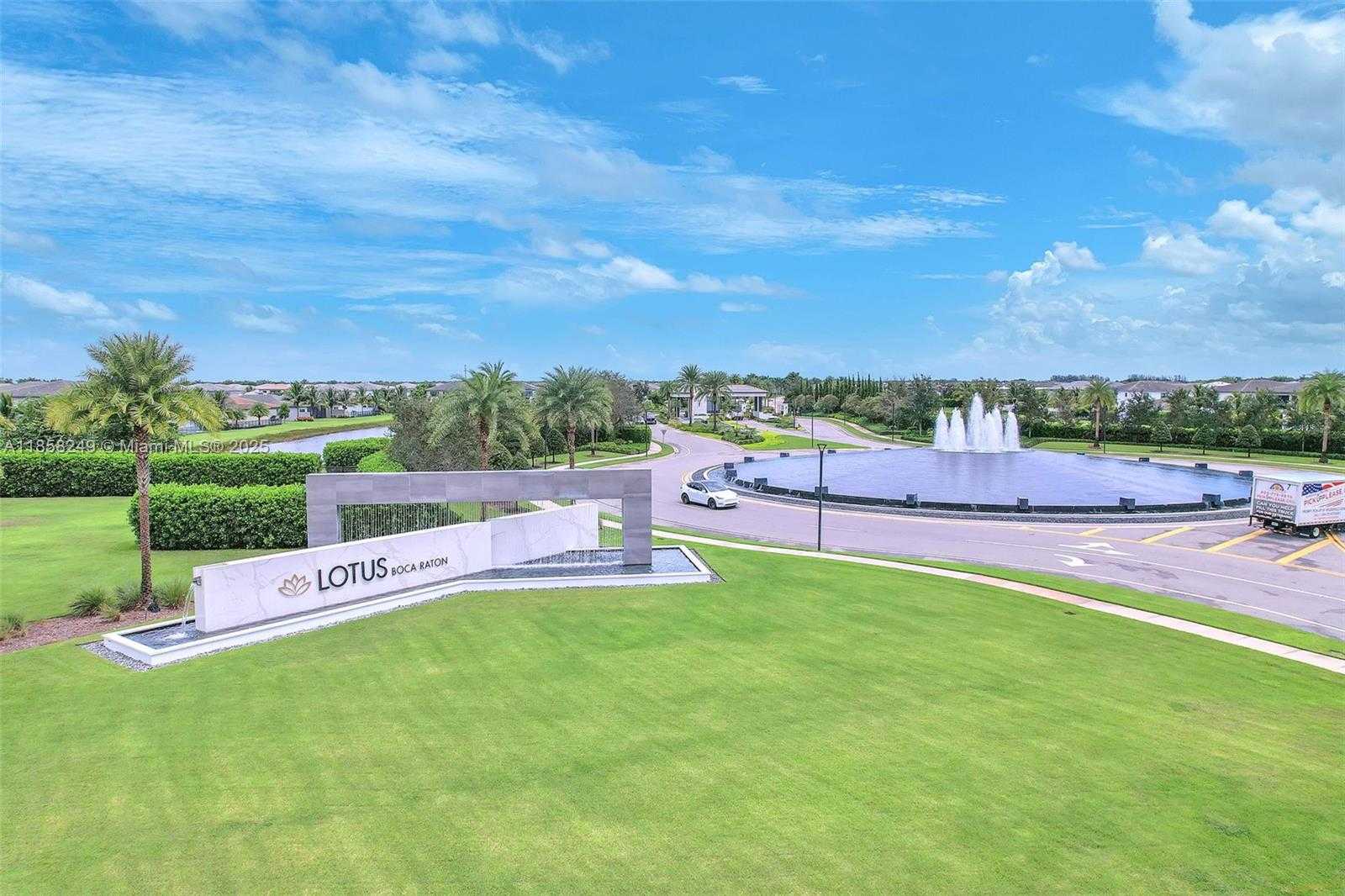 Small Image of 17521 SPARKLING RIVER RD, Boca Raton Number 80