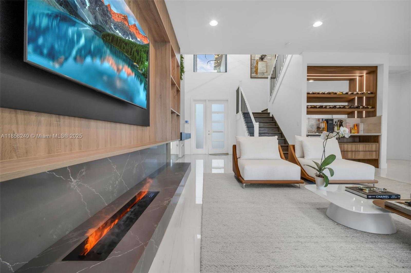 Small Image of 17521 SPARKLING RIVER RD, Boca Raton Number 9