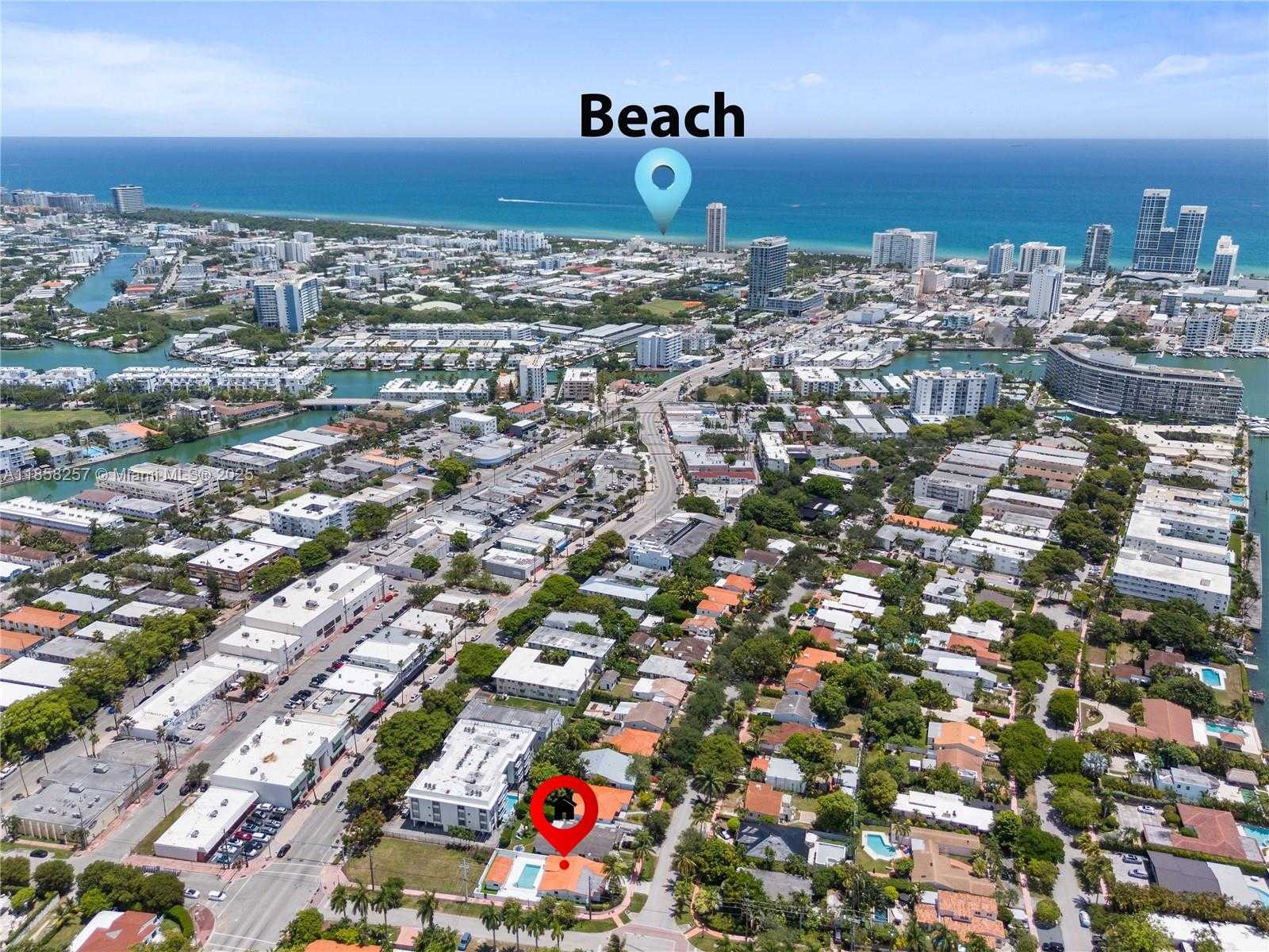 Small Image of 1221 BIARRITZ DR, Miami Beach Number 11
