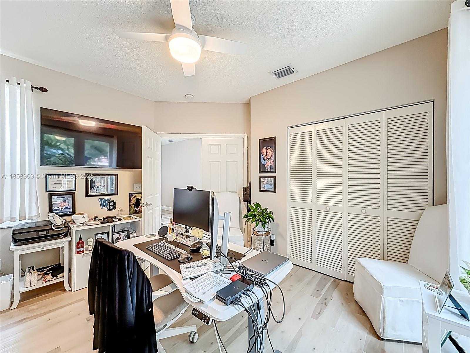 Small Image of 15329 SOUTH WEST 51ST ST, Davie Number 10