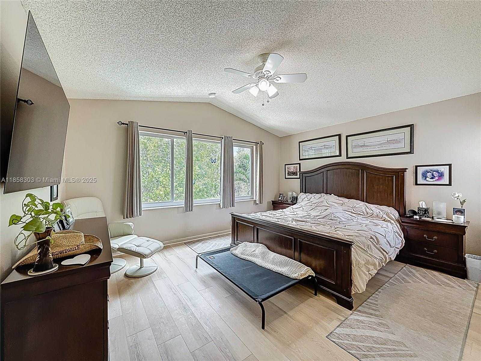Small Image of 15329 SOUTH WEST 51ST ST, Davie Number 12
