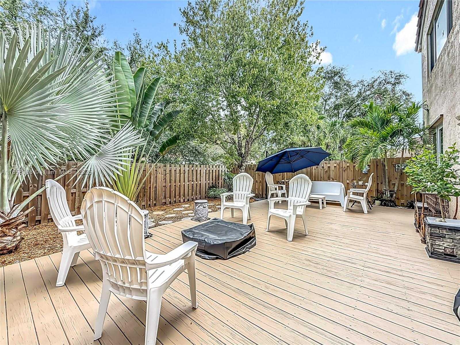 Small Image of 15329 SOUTH WEST 51ST ST, Davie Number 23