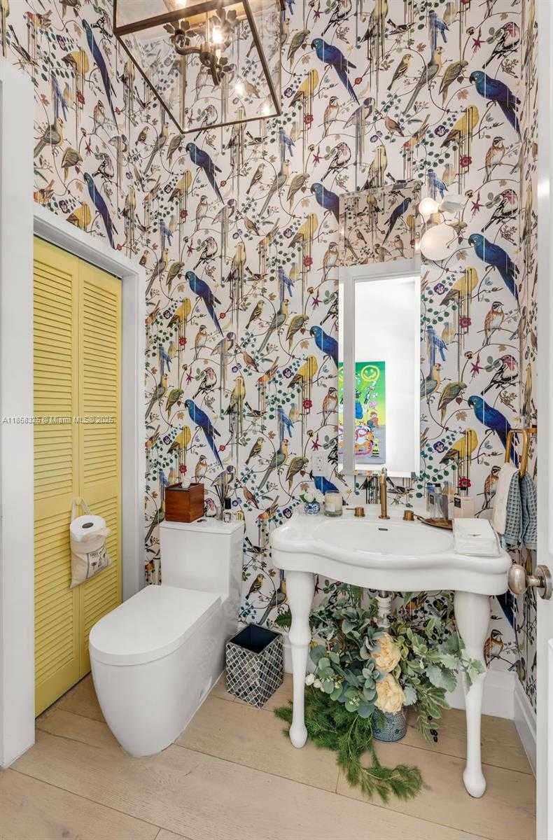 Small Image of 285 WEST ENID DR, Key Biscayne Number 12
