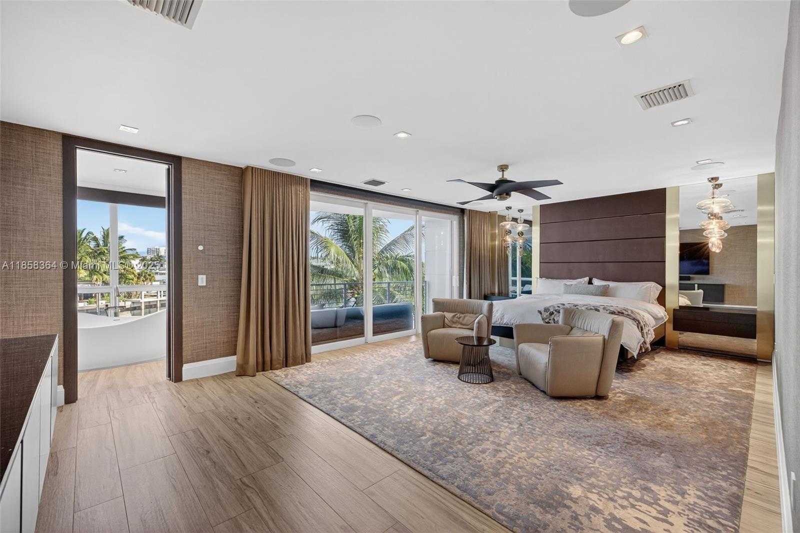 Small Image of Fort Lauderdale Number 19
