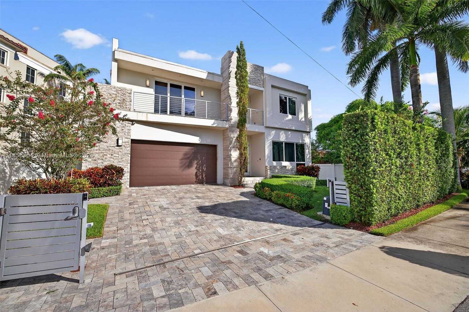 Small Image of Fort Lauderdale Number 2