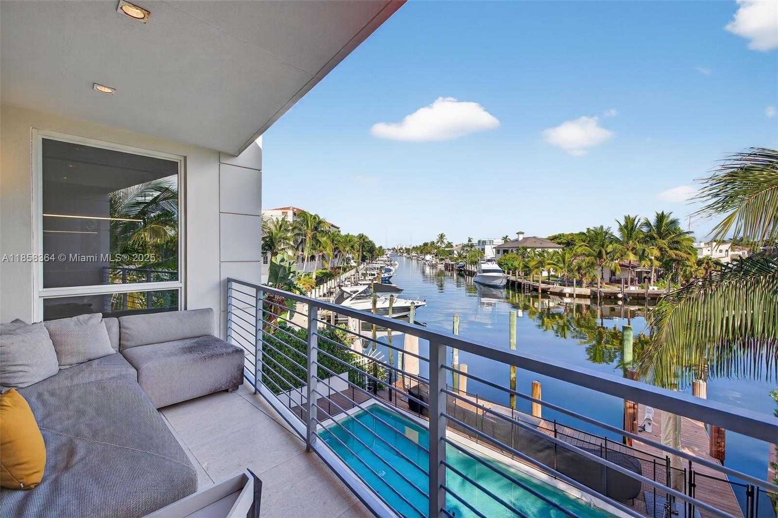 Small Image of Fort Lauderdale Number 22