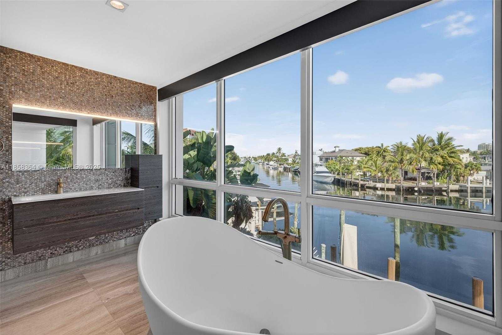 Small Image of Fort Lauderdale Number 24