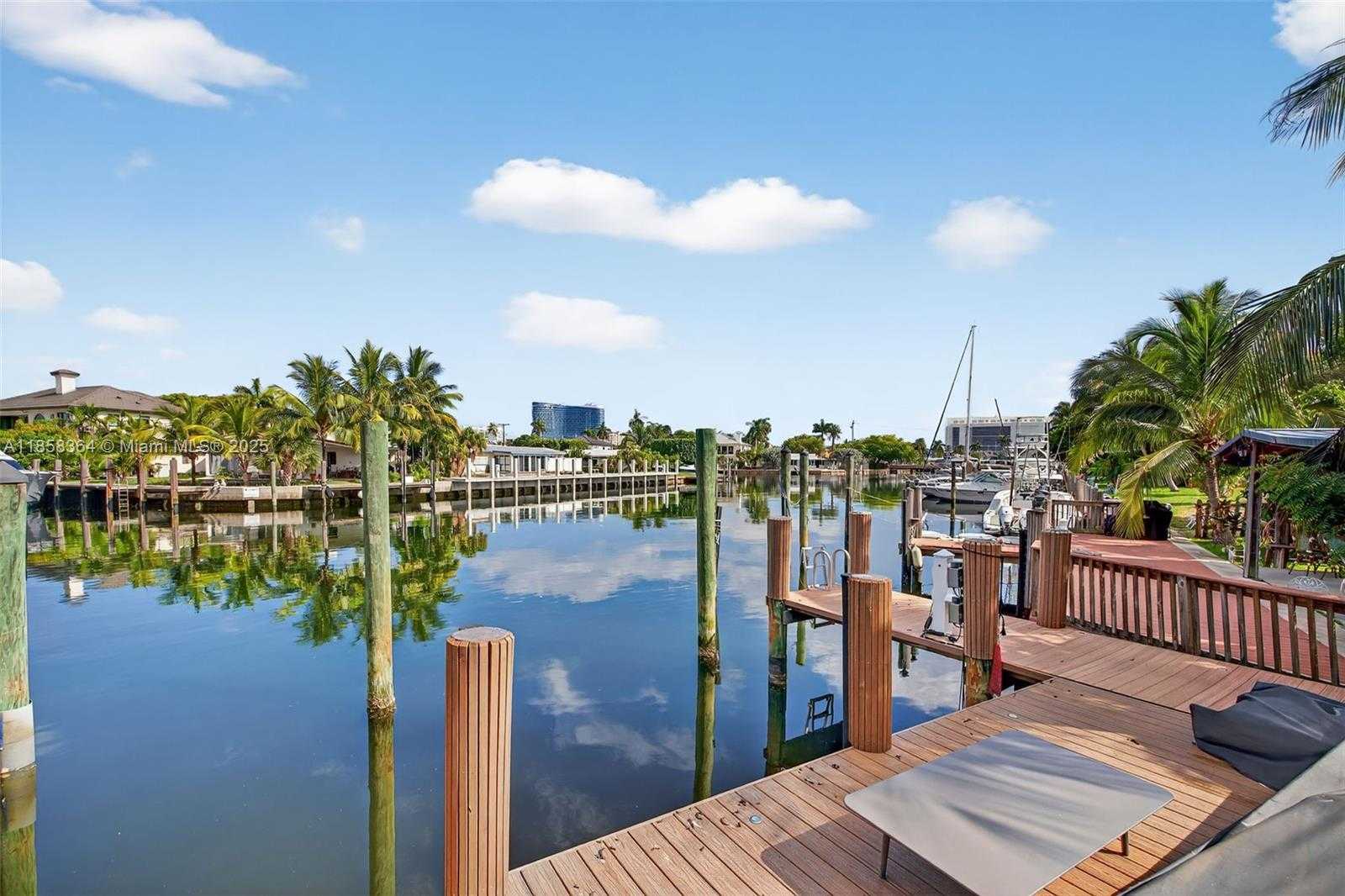 Small Image of Fort Lauderdale Number 46