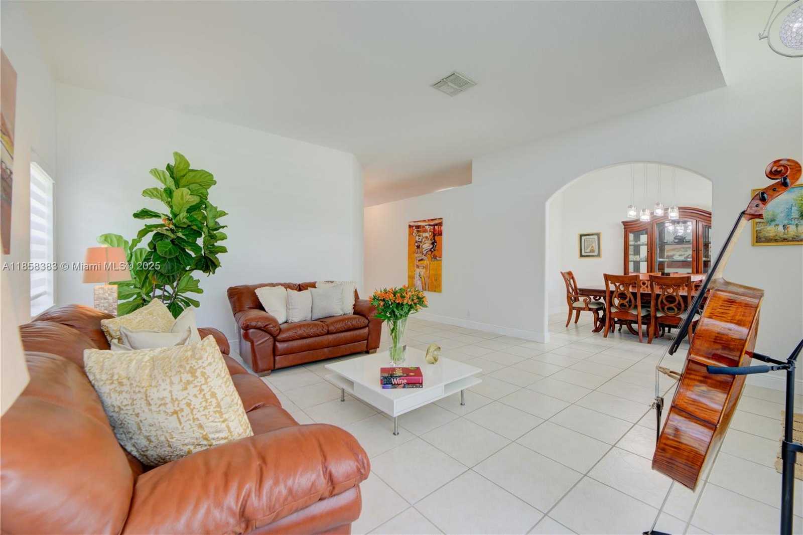 Small Image of 4310 DIAMOND WAY, Weston Number 11