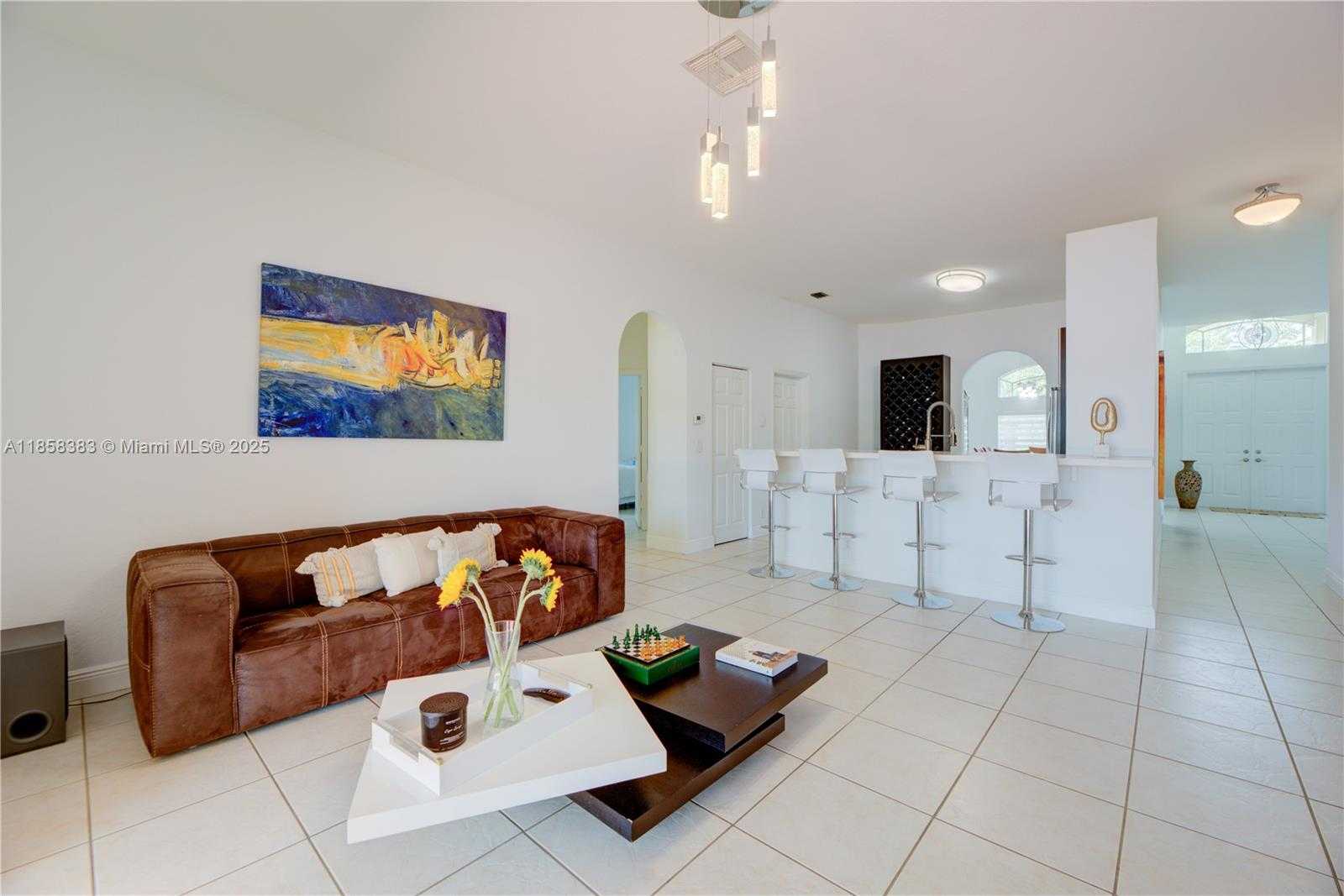 Small Image of 4310 DIAMOND WAY, Weston Number 13