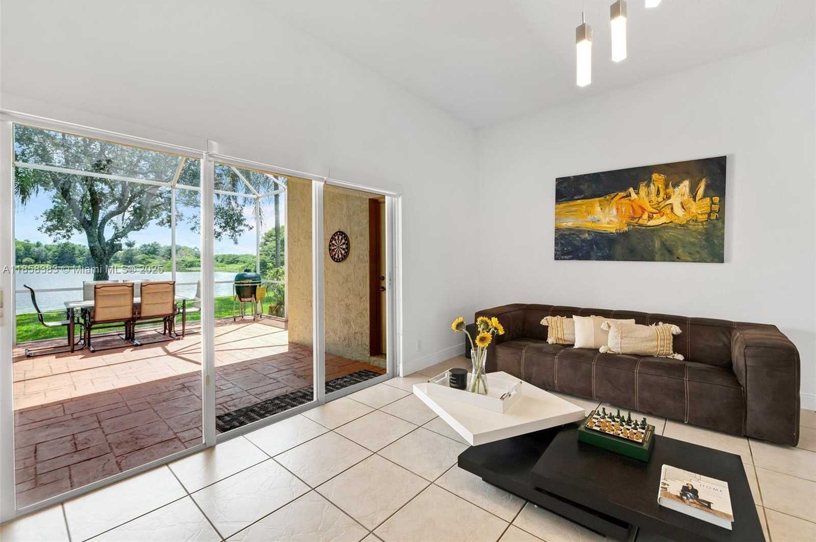Small Image of 4310 DIAMOND WAY, Weston Number 15