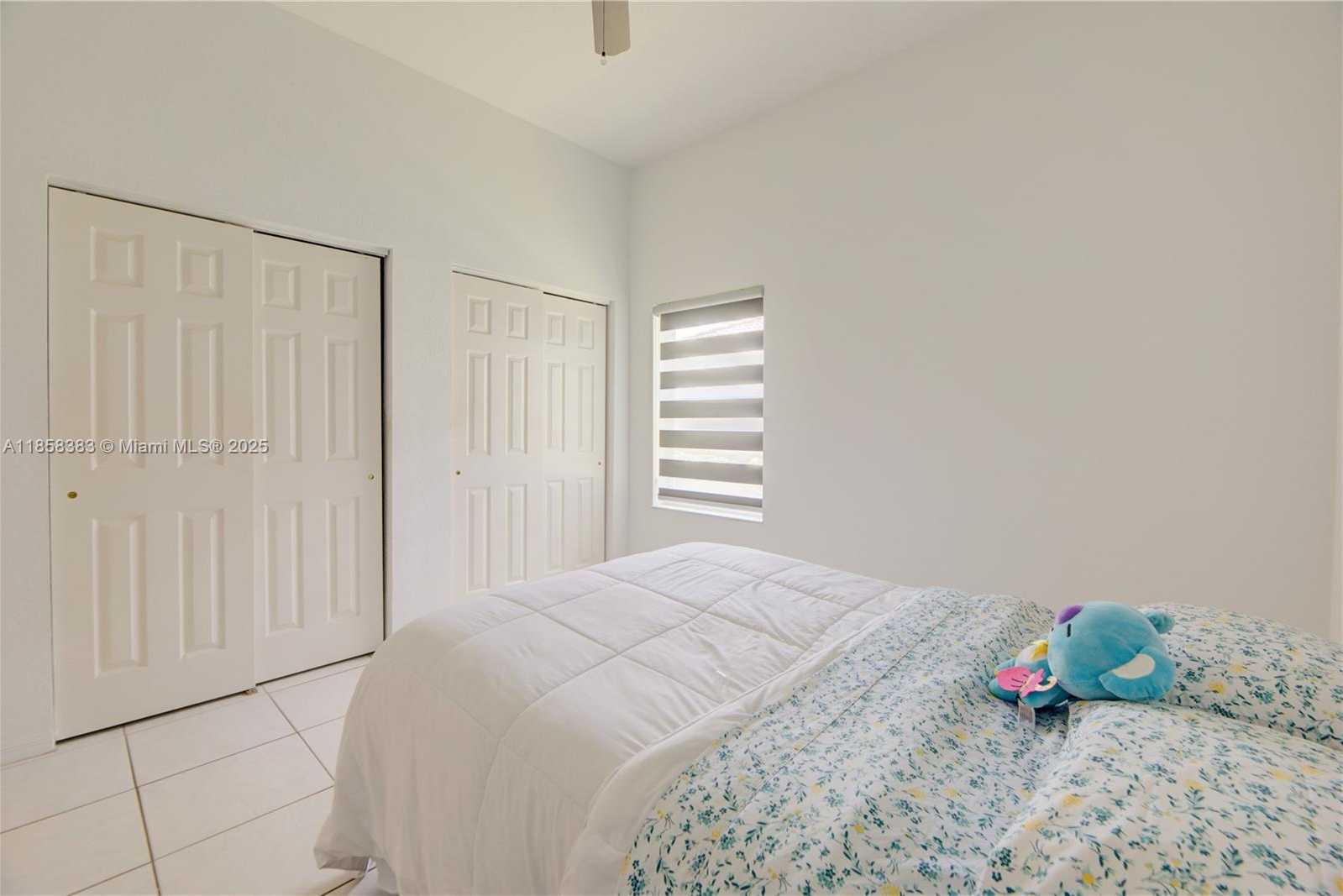 Small Image of 4310 DIAMOND WAY, Weston Number 21