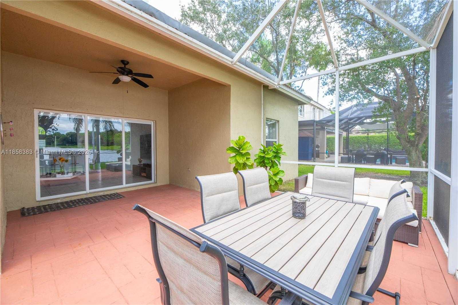 Small Image of 4310 DIAMOND WAY, Weston Number 29