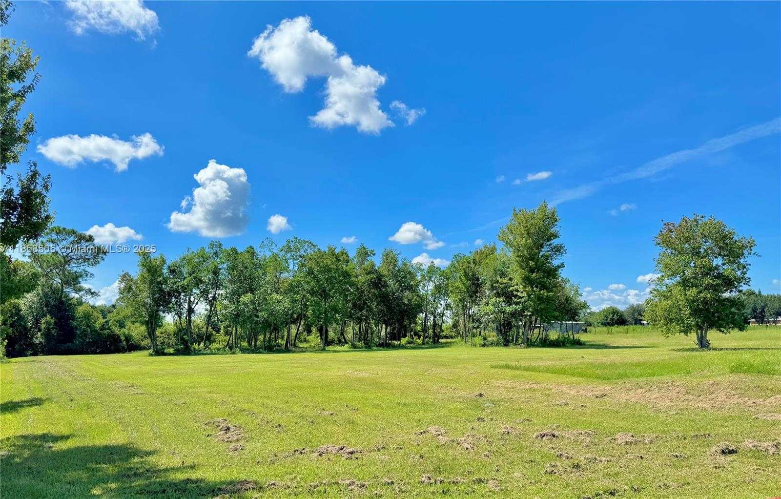 Small Image of 34955 NORTH EAST 4TH DR, Okeechobee Number 15