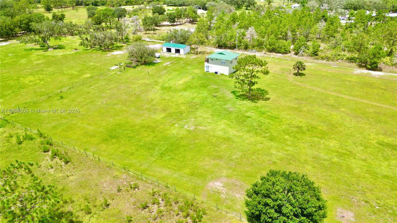 Small Image of 34955 NORTH EAST 4TH DR, Okeechobee Number 19