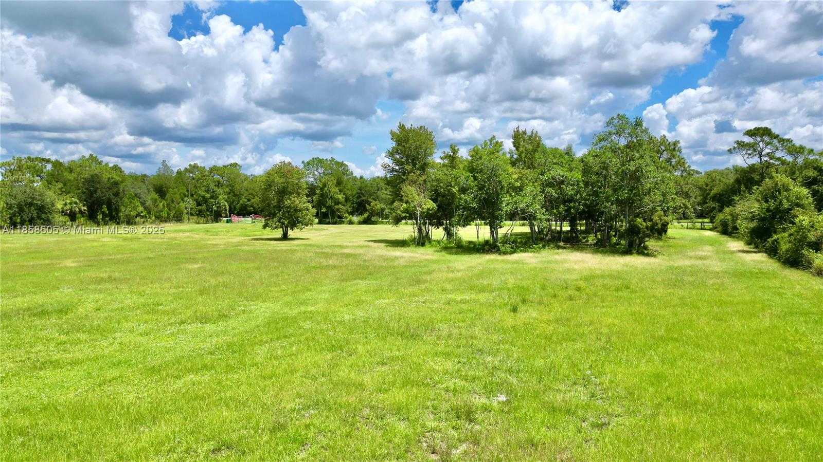 Small Image of 34955 NORTH EAST 4TH DR, Okeechobee Number 24