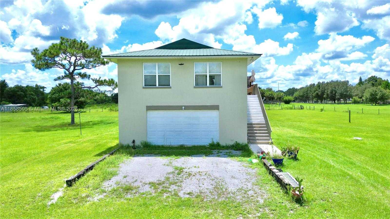 Small Image of 34955 NORTH EAST 4TH DR, Okeechobee Number 4
