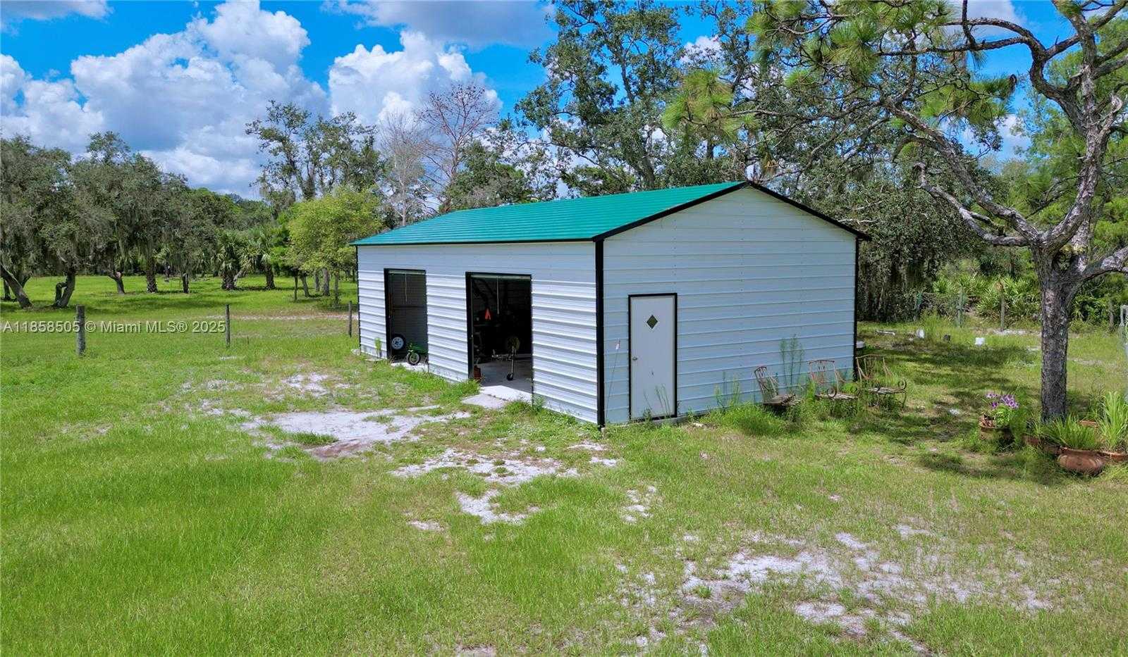 Small Image of 34955 NORTH EAST 4TH DR, Okeechobee Number 5