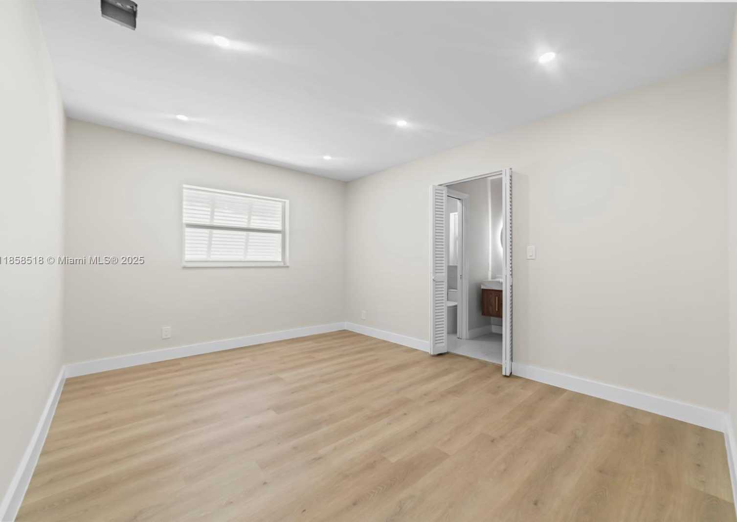 Small Image of 2101 NORTH EAST 54TH CT, Fort Lauderdale Number 14