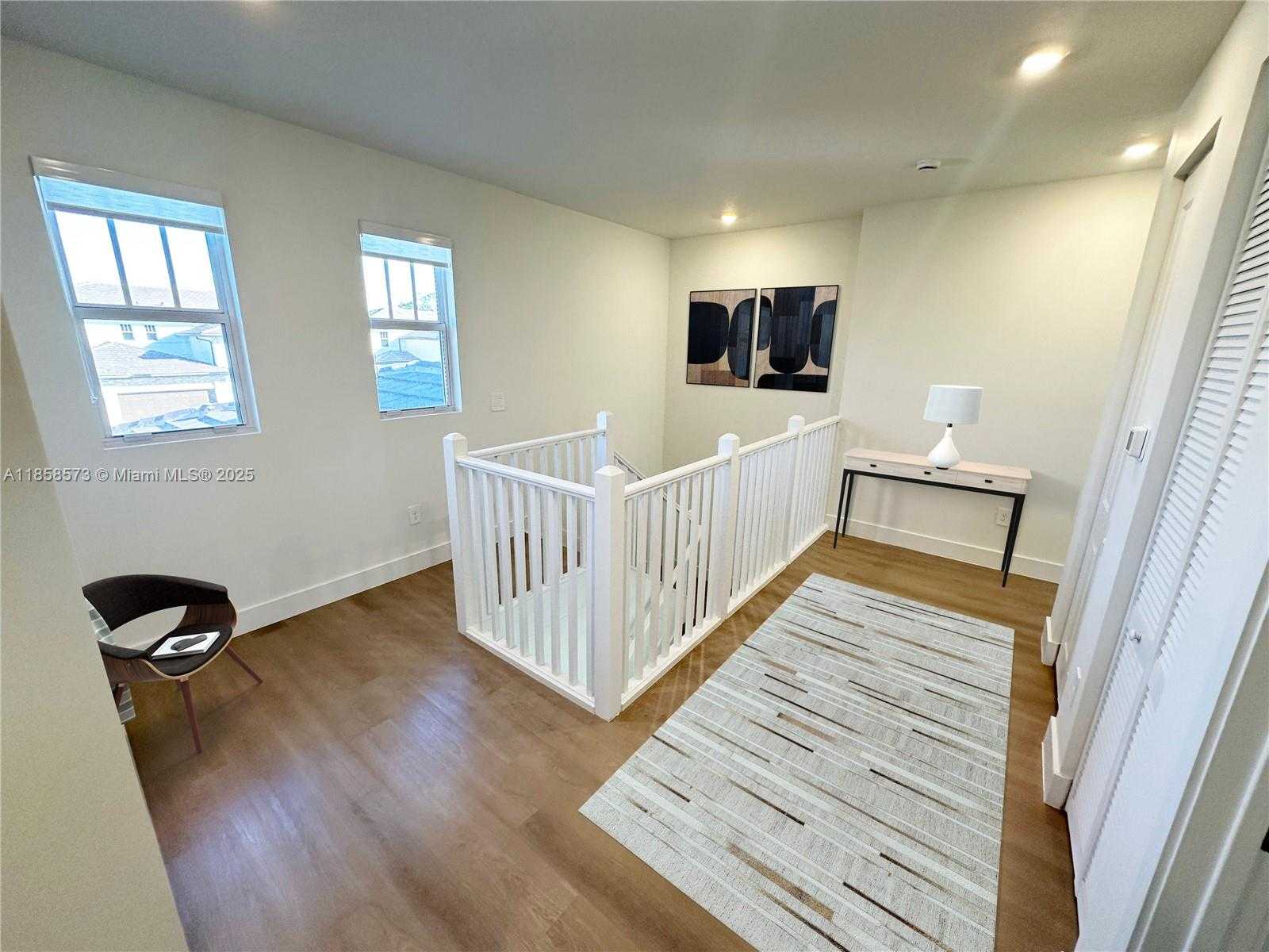 Small Image of 12336 SOUTH WEST 43RD CT, Davie Number 15